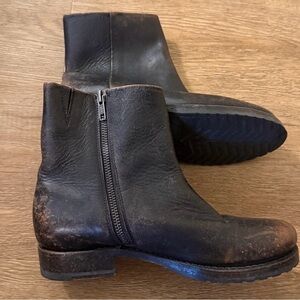 Frye Veronica Inside Zip Dark Chocolate Bootie Size 7.5